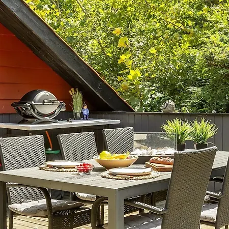 Holiday home Unique Forest By Near Legoland, Forestcabindk